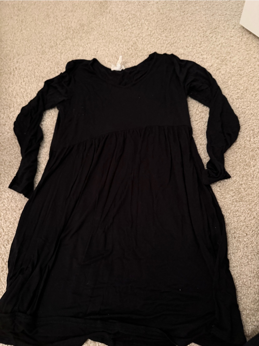 Classic Black Midi Dress with Long Sleeves - Unbranded